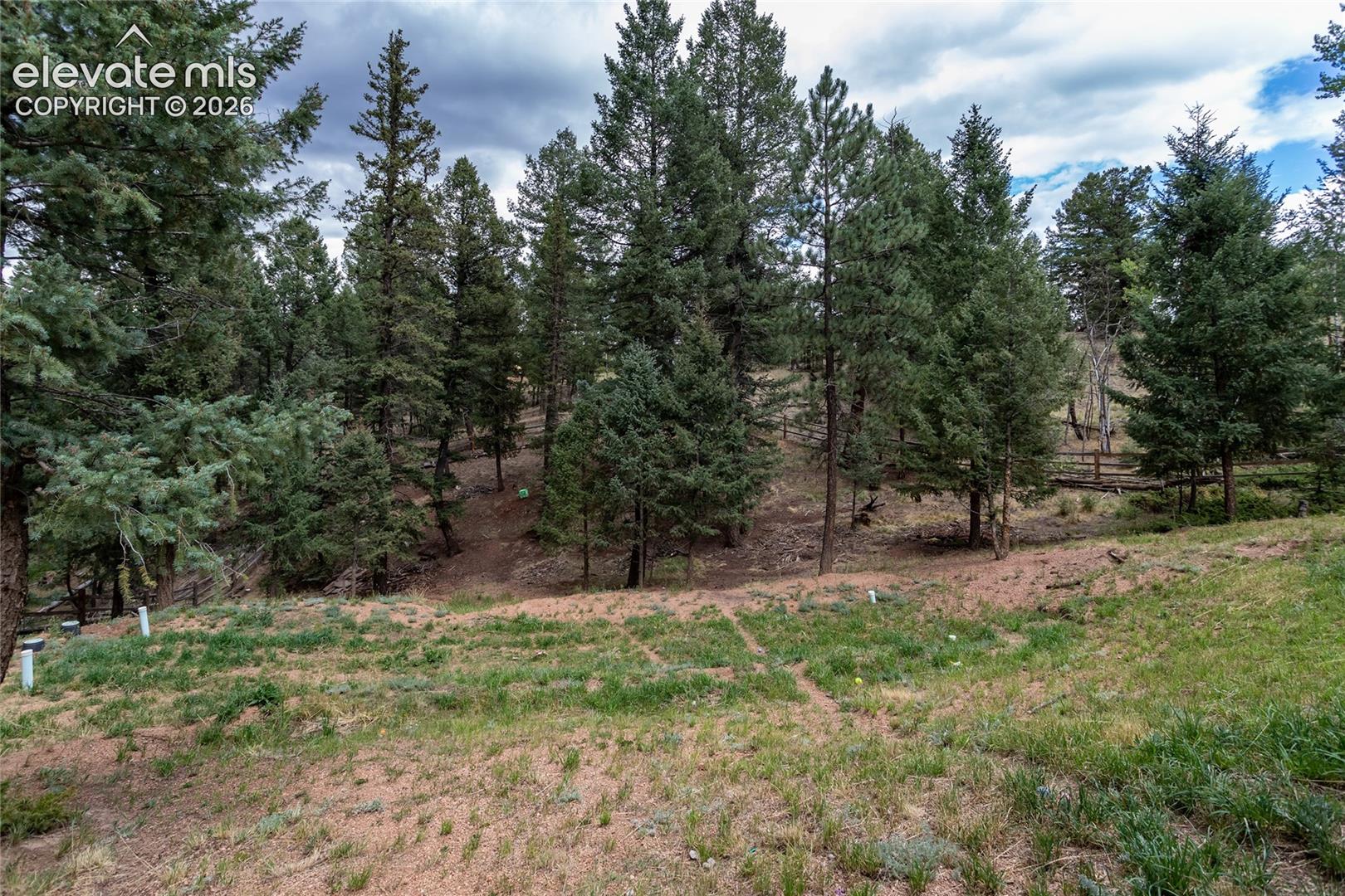 Listing photo 43 for 1427 N Mountain Estates Road