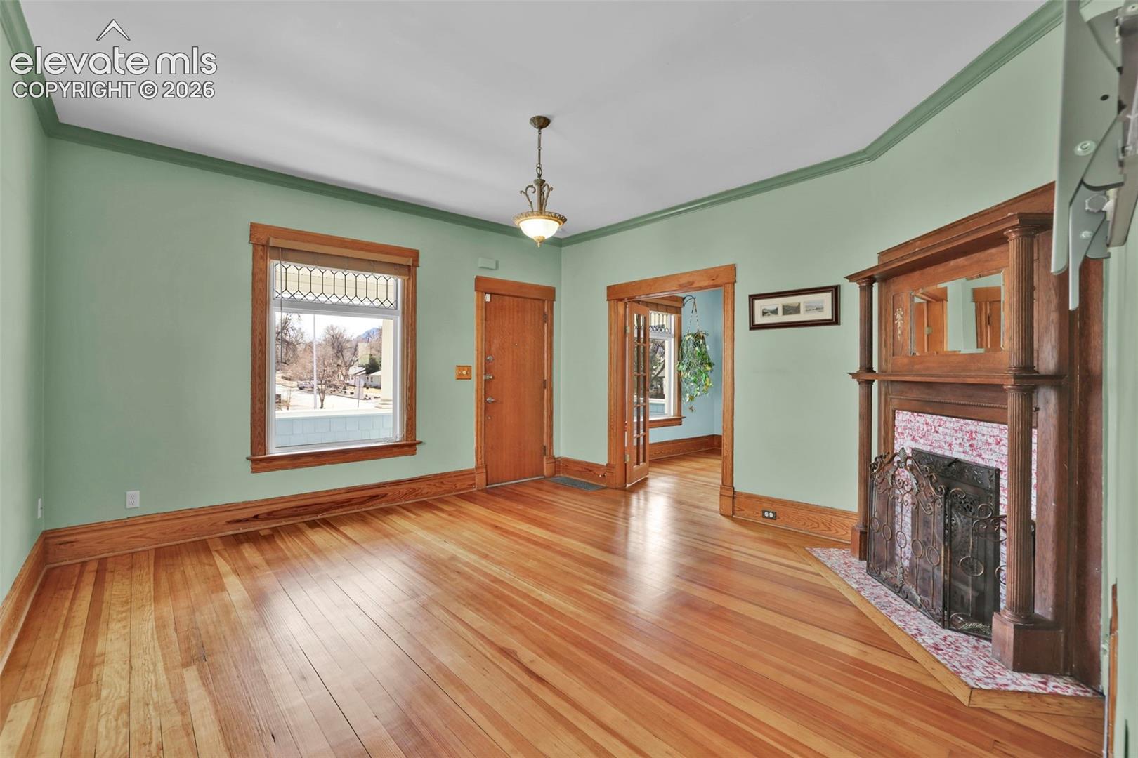 Listing photo 13 for 1302 E Platte Avenue