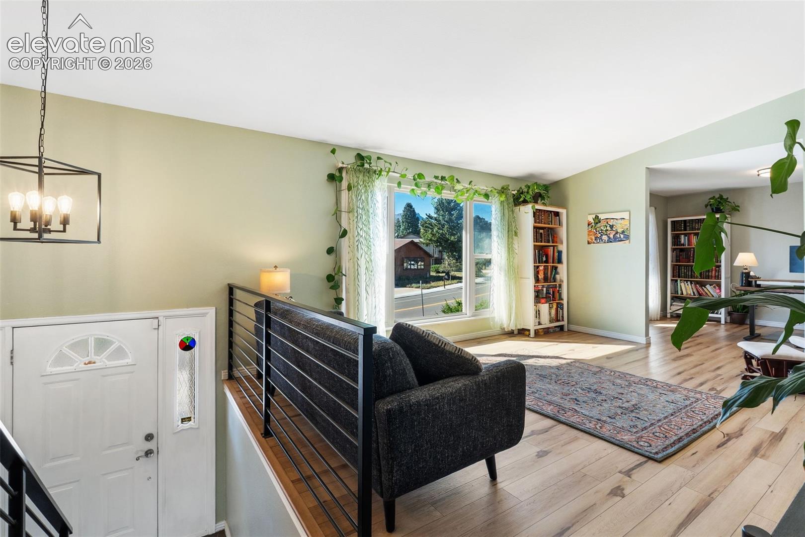 Listing photo 5 for 420 Allegheny Drive