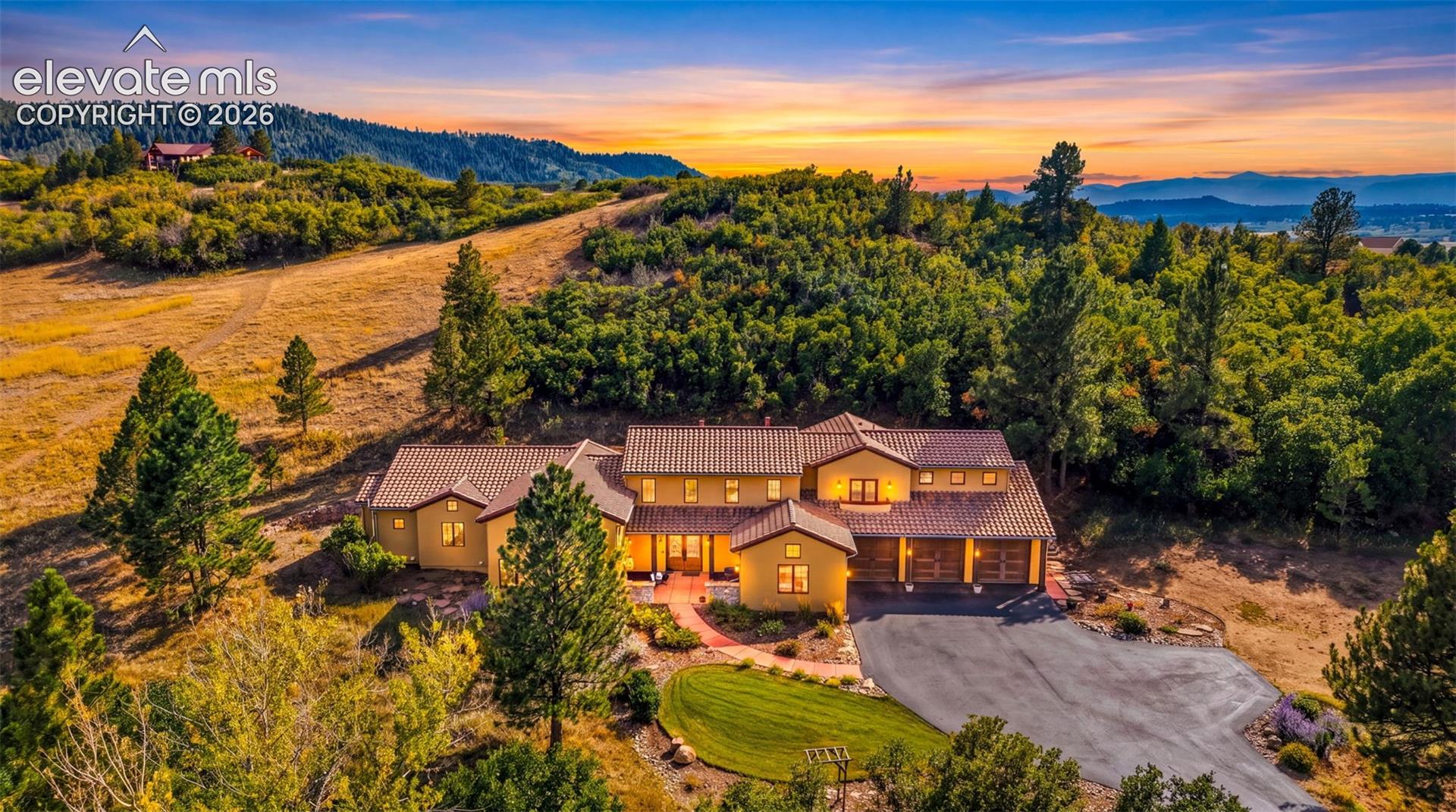 4504 Mariposa Road โ listing photo