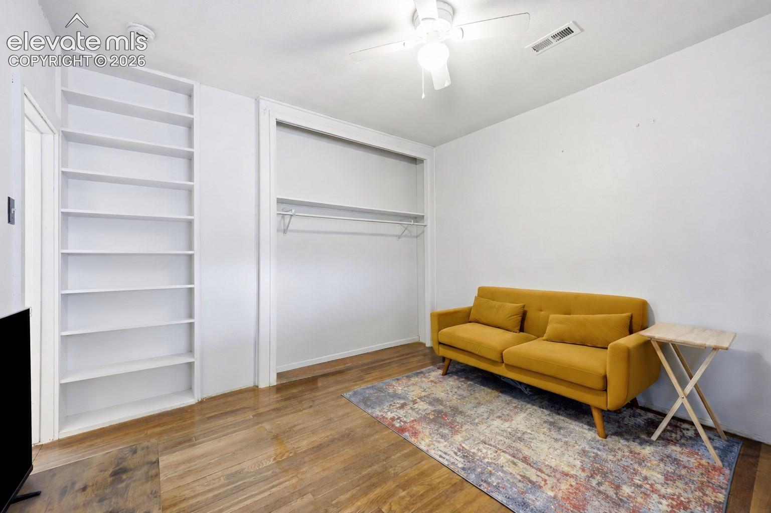 Listing photo 17 for 35270 Ford Road