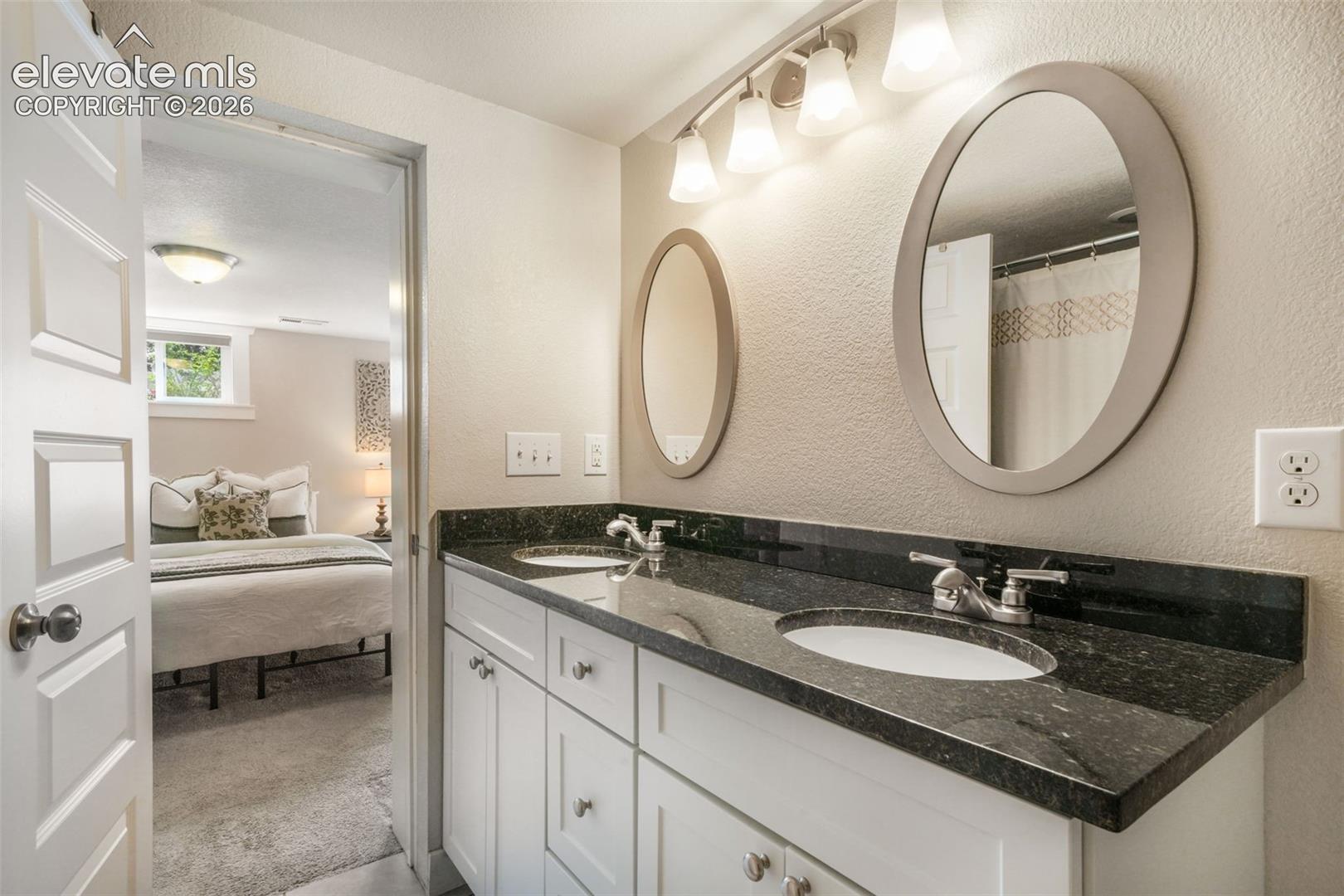 Listing photo 30 for 4145 Pecos Street