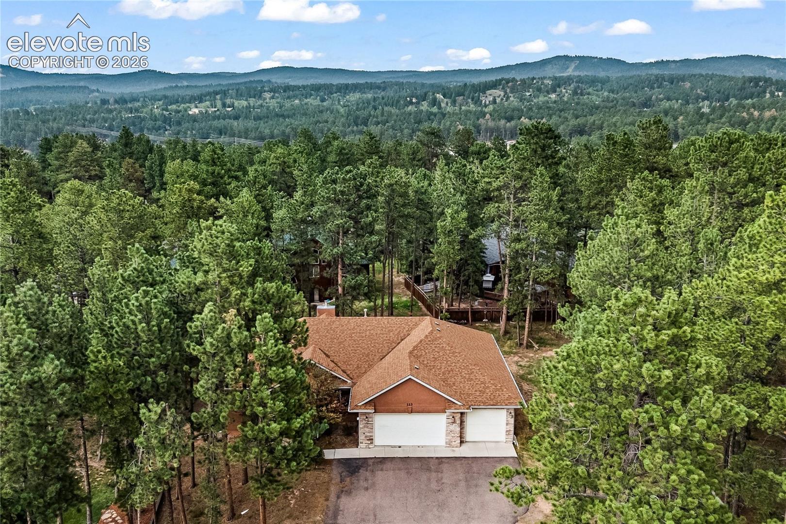 Listing photo 39 for 113 Flagstick Drive