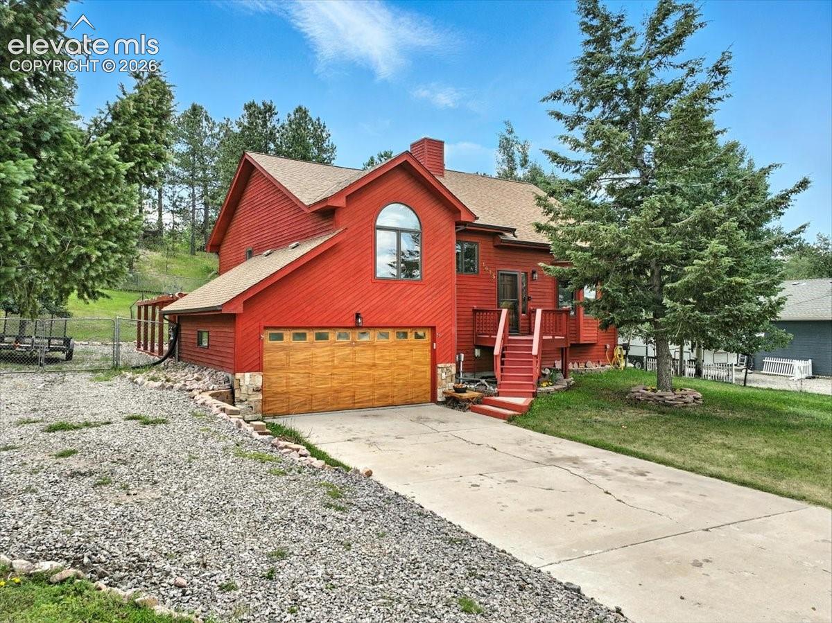 1975 Valley View Drive — listing photo