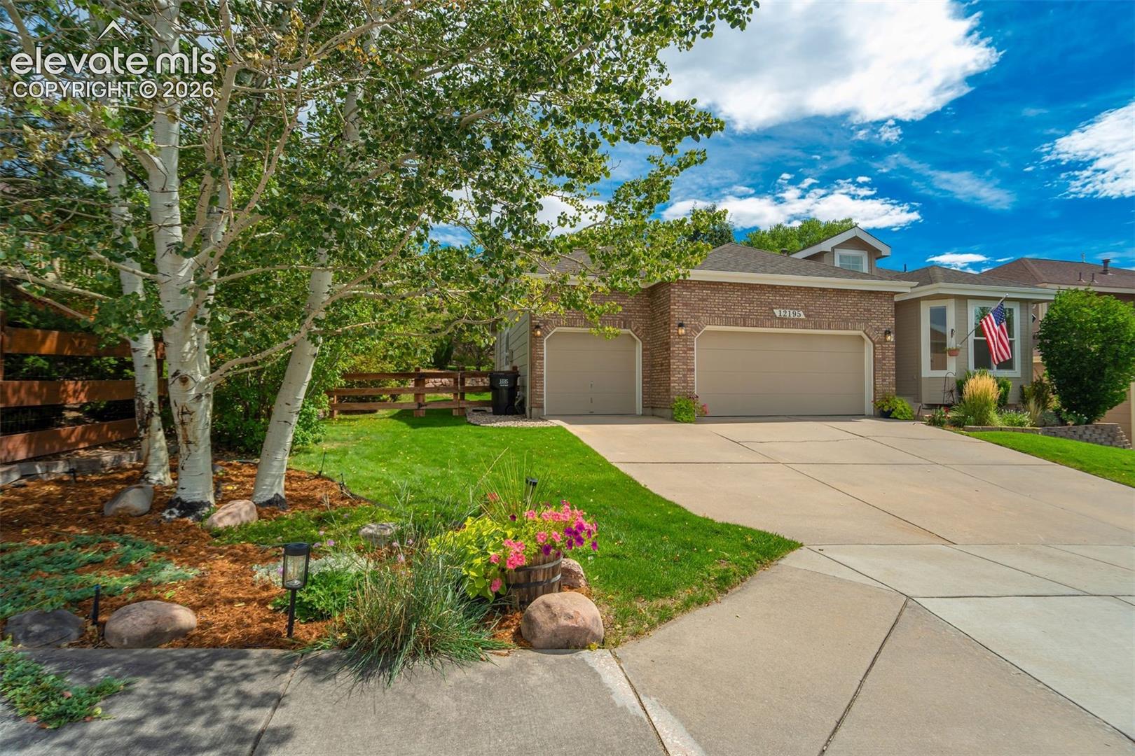 Listing photo 2 for 12195 Stanley Canyon Road
