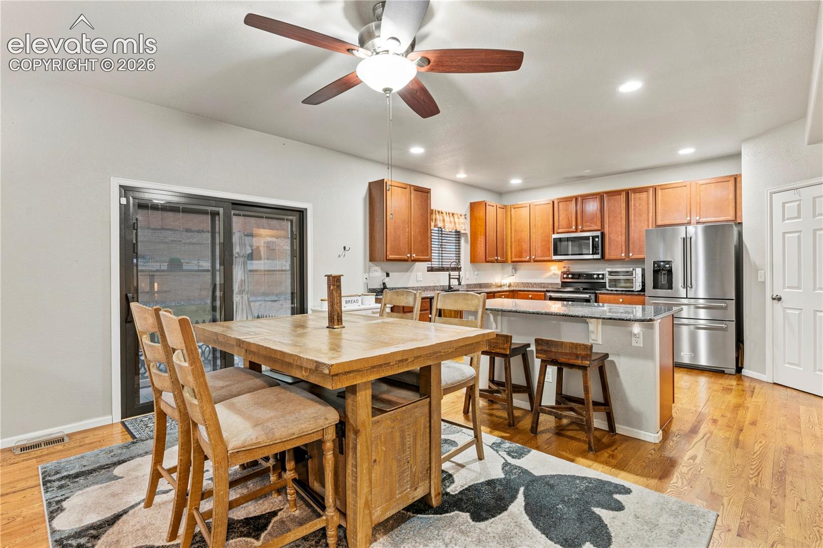 Listing photo 10 for 9761 Terrain Road