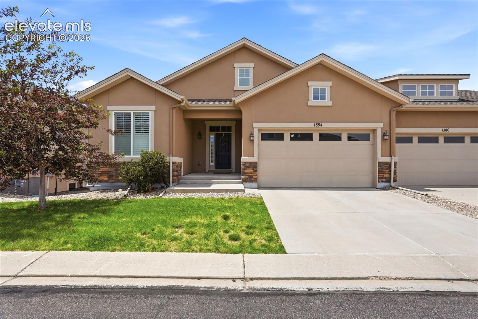 1394 Promontory Bluff View