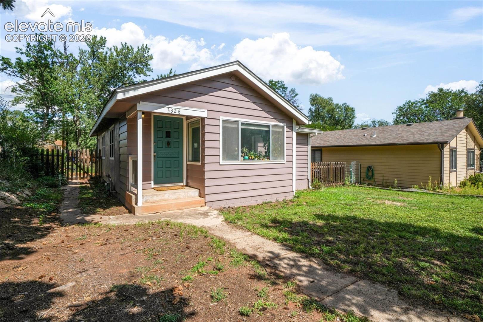 Listing photo 43 for 3326 W Kiowa Street