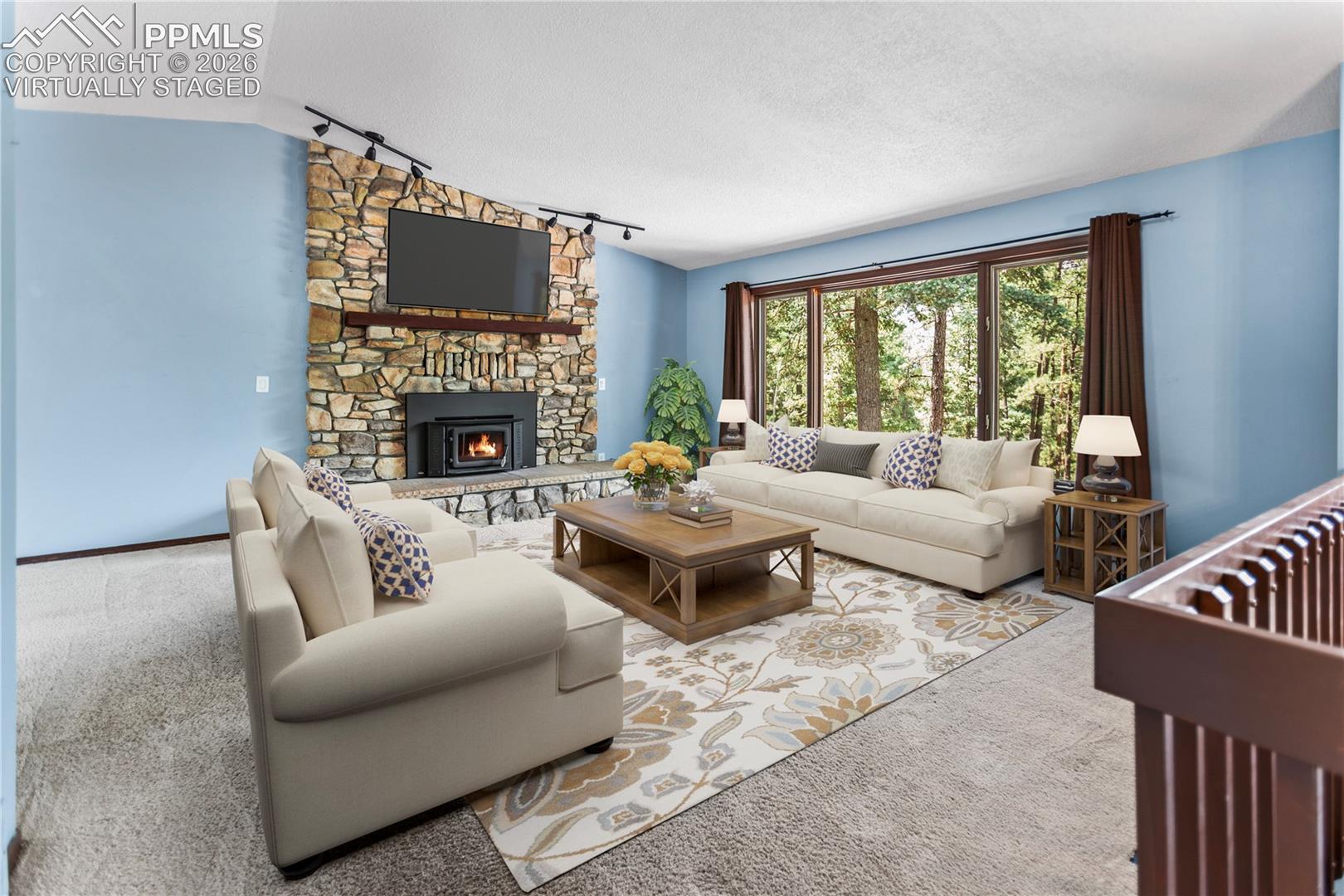 Listing photo 3 for 1129 Forest Hill Road