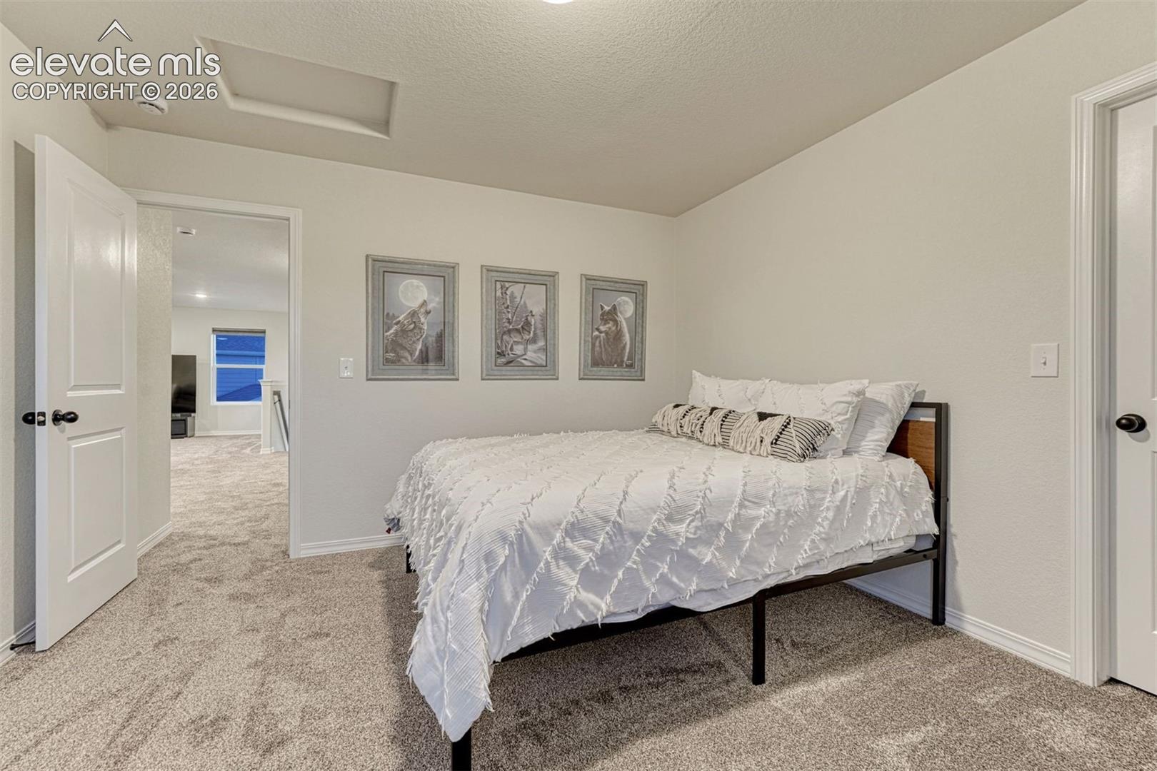 Listing photo 38 for 8268 Sophia Lane