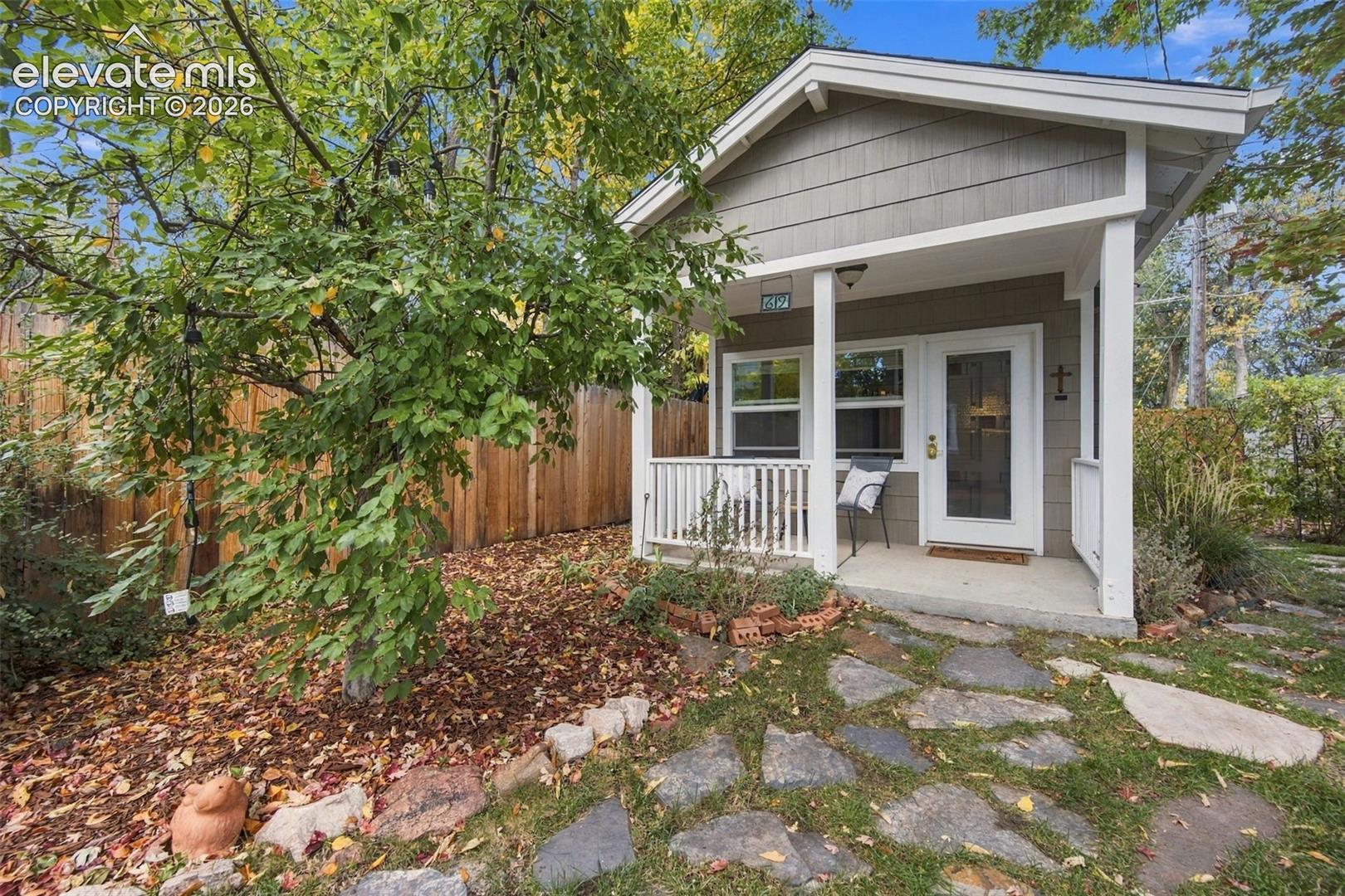Listing photo 18 for 619 N Cedar Street