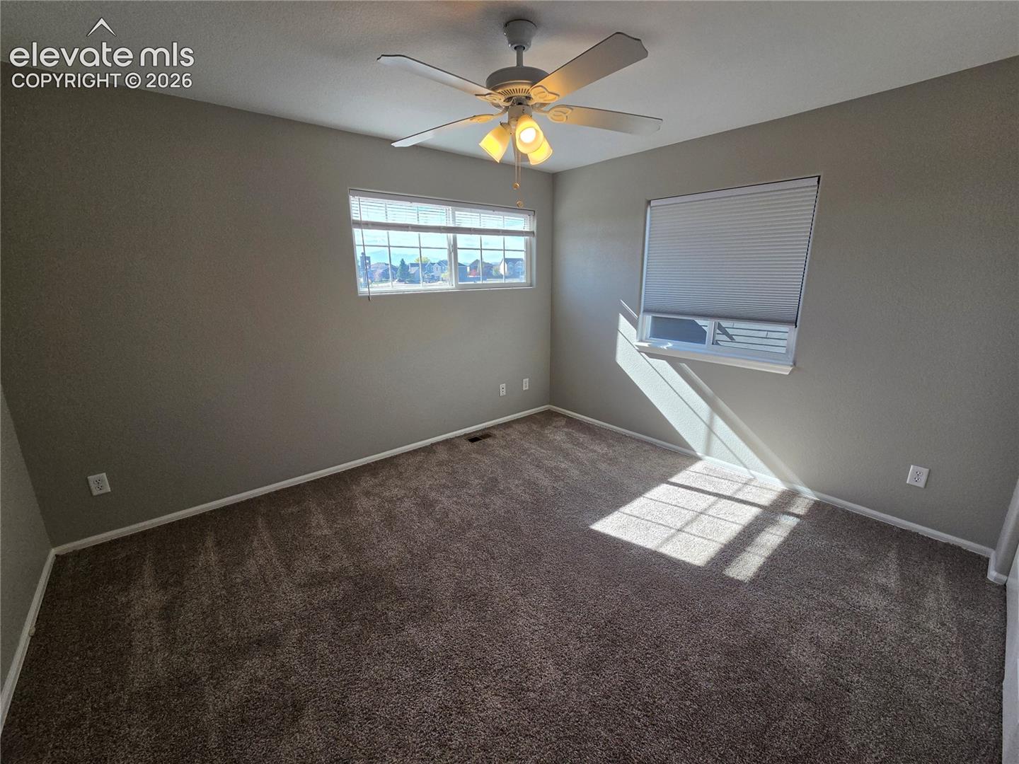 Listing photo 9 for 9256 Portmarnock Court