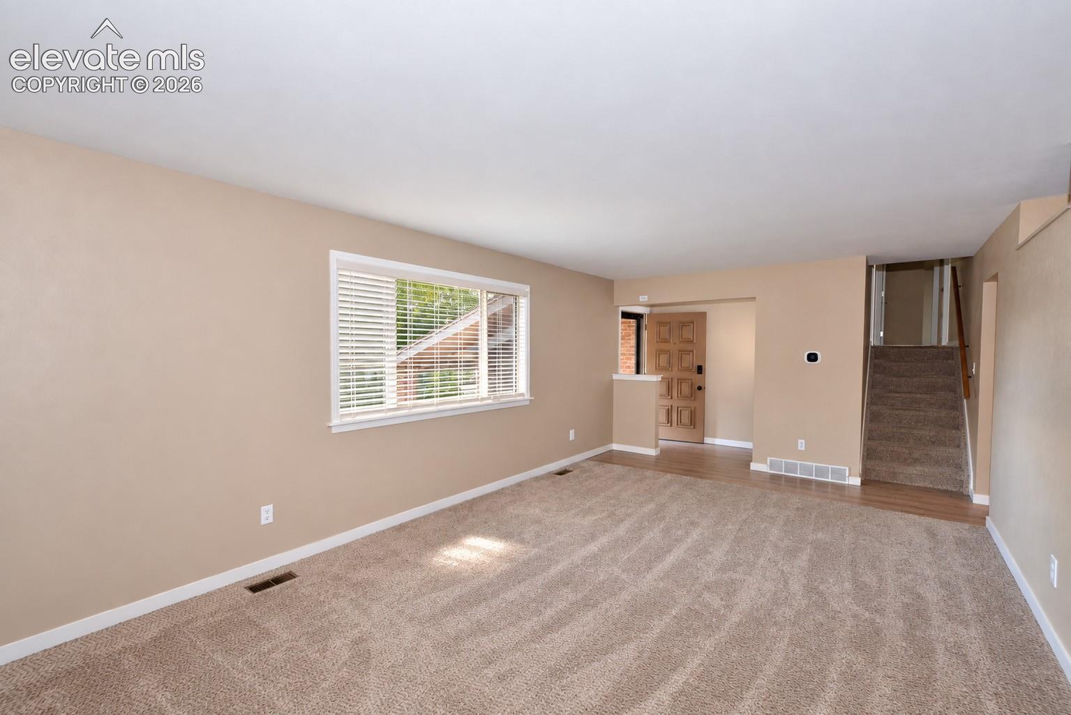 5020 Barcelona Way, photo 6
