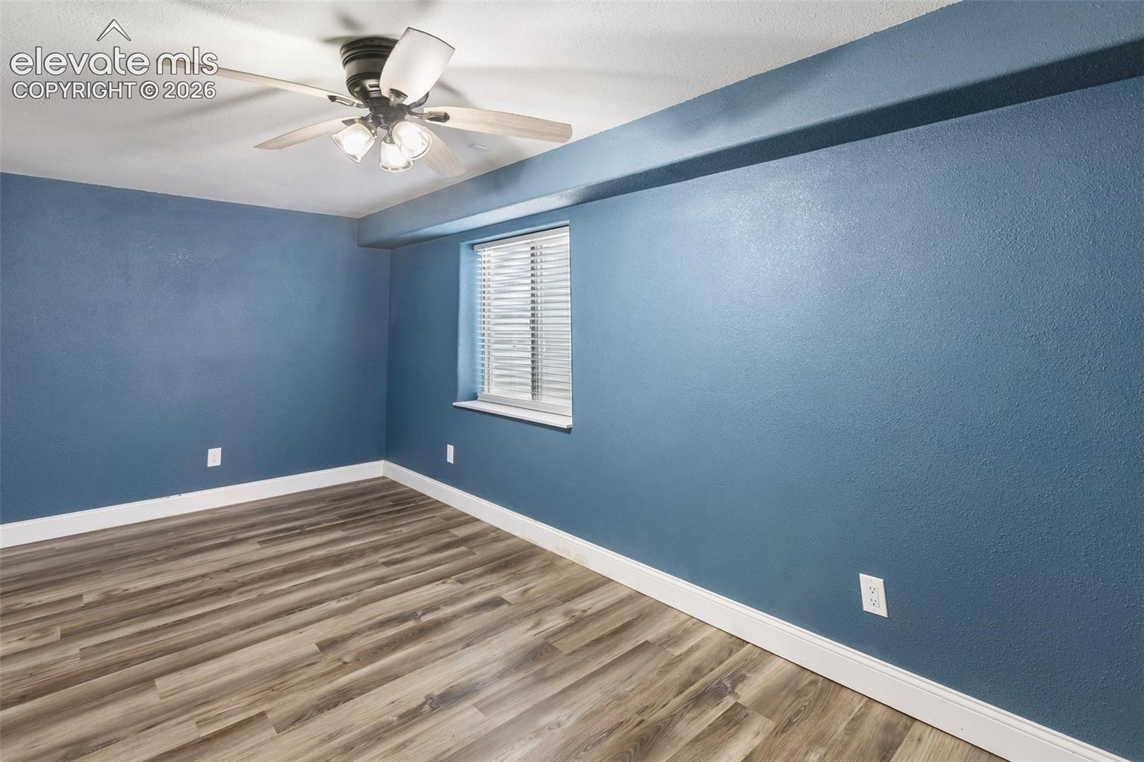Listing photo 31 for 541 S El Charro Drive