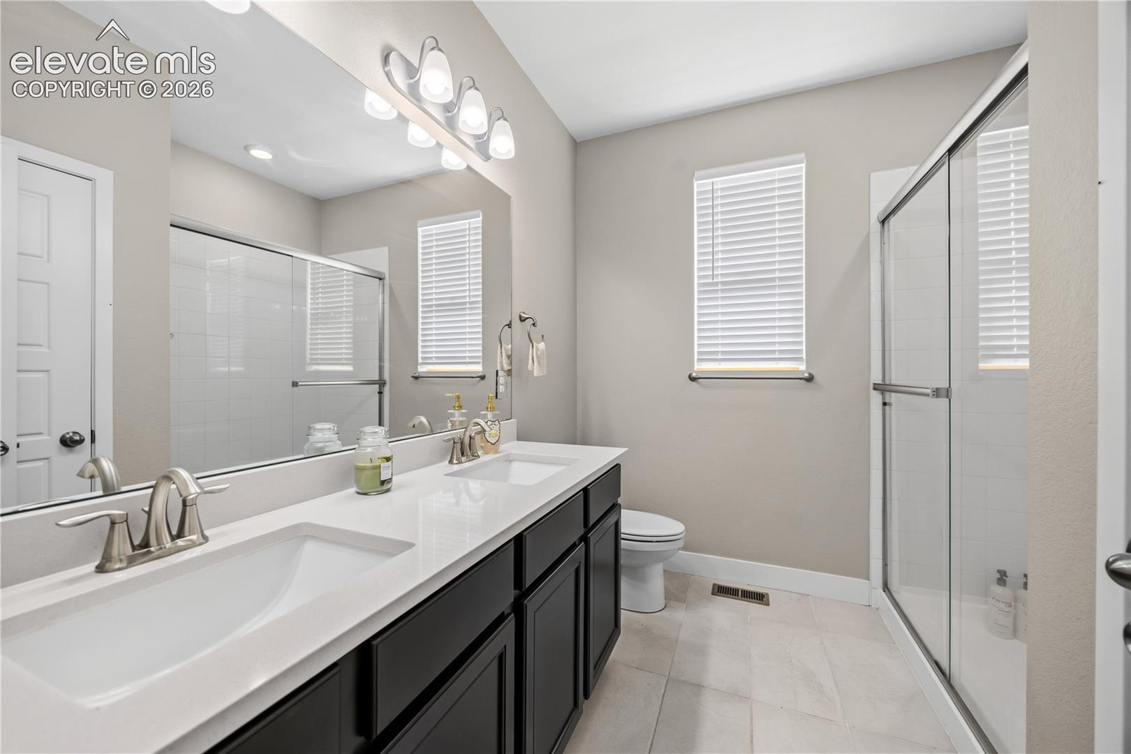 Listing photo 9 for 12620 Enclave Scenic Drive