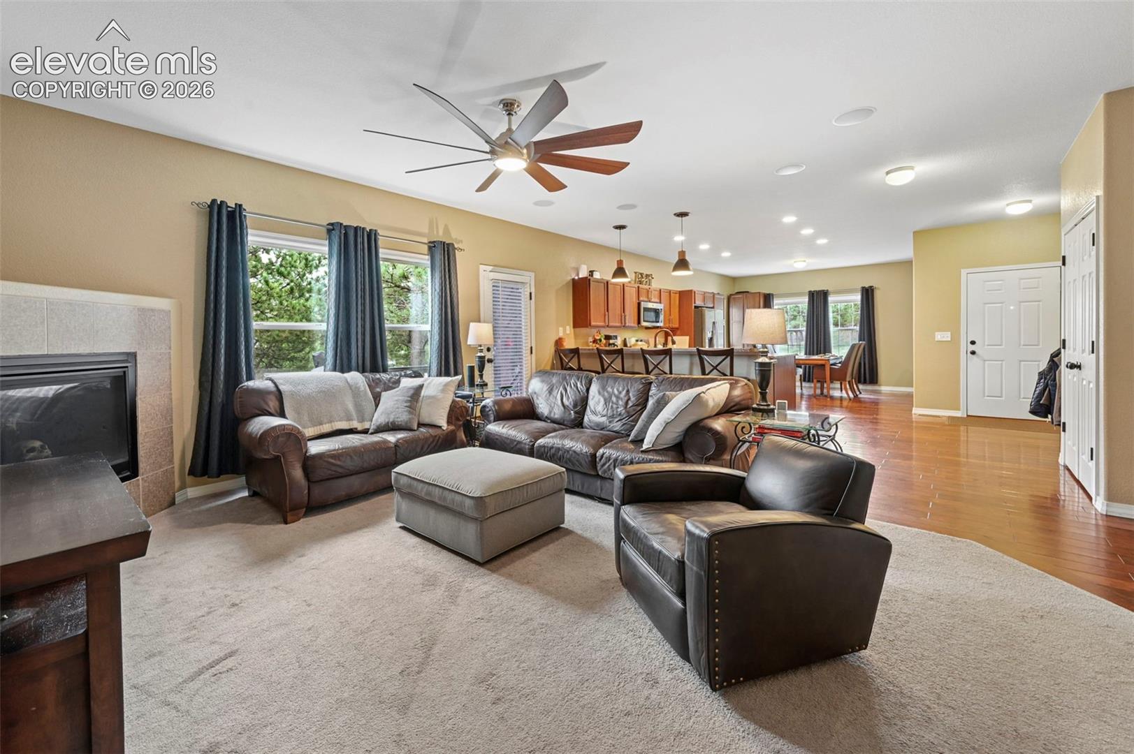 Listing photo 8 for 1702 Painter Drive