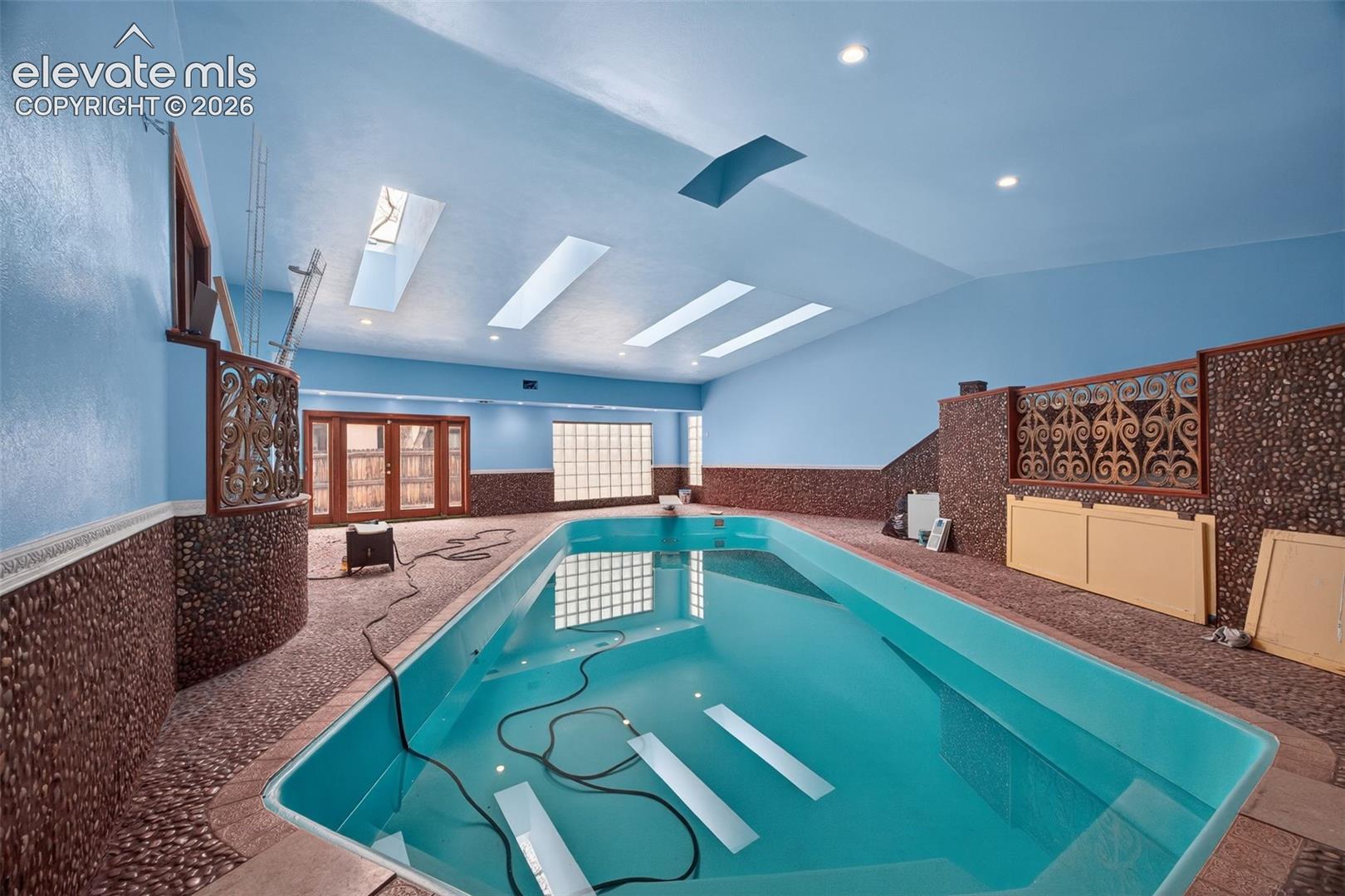 Listing photo 23 for 4180 S Monaco Parkway