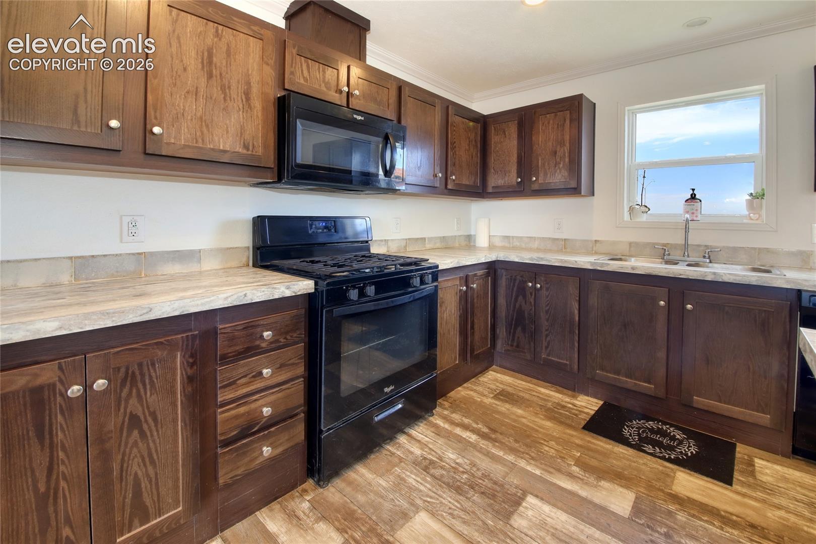 Listing photo 5 for 37188 Truckton Road