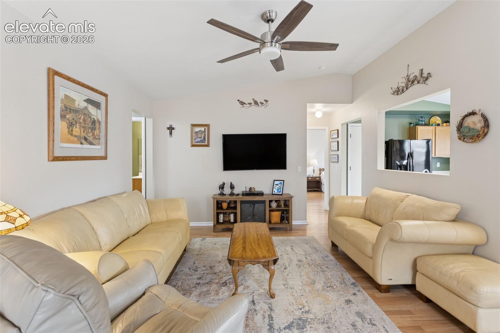 Listing photo 6 for 9351 Bethpage Road