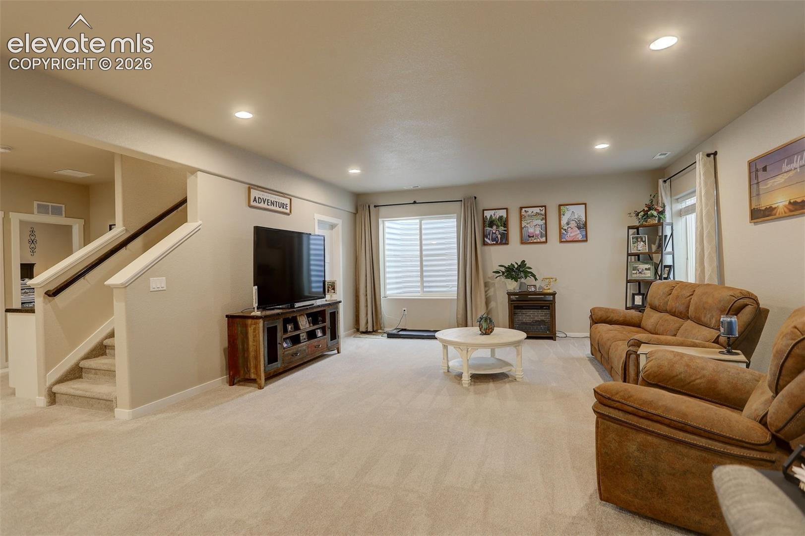 Listing photo 15 for 10877 Rolling Mesa Drive