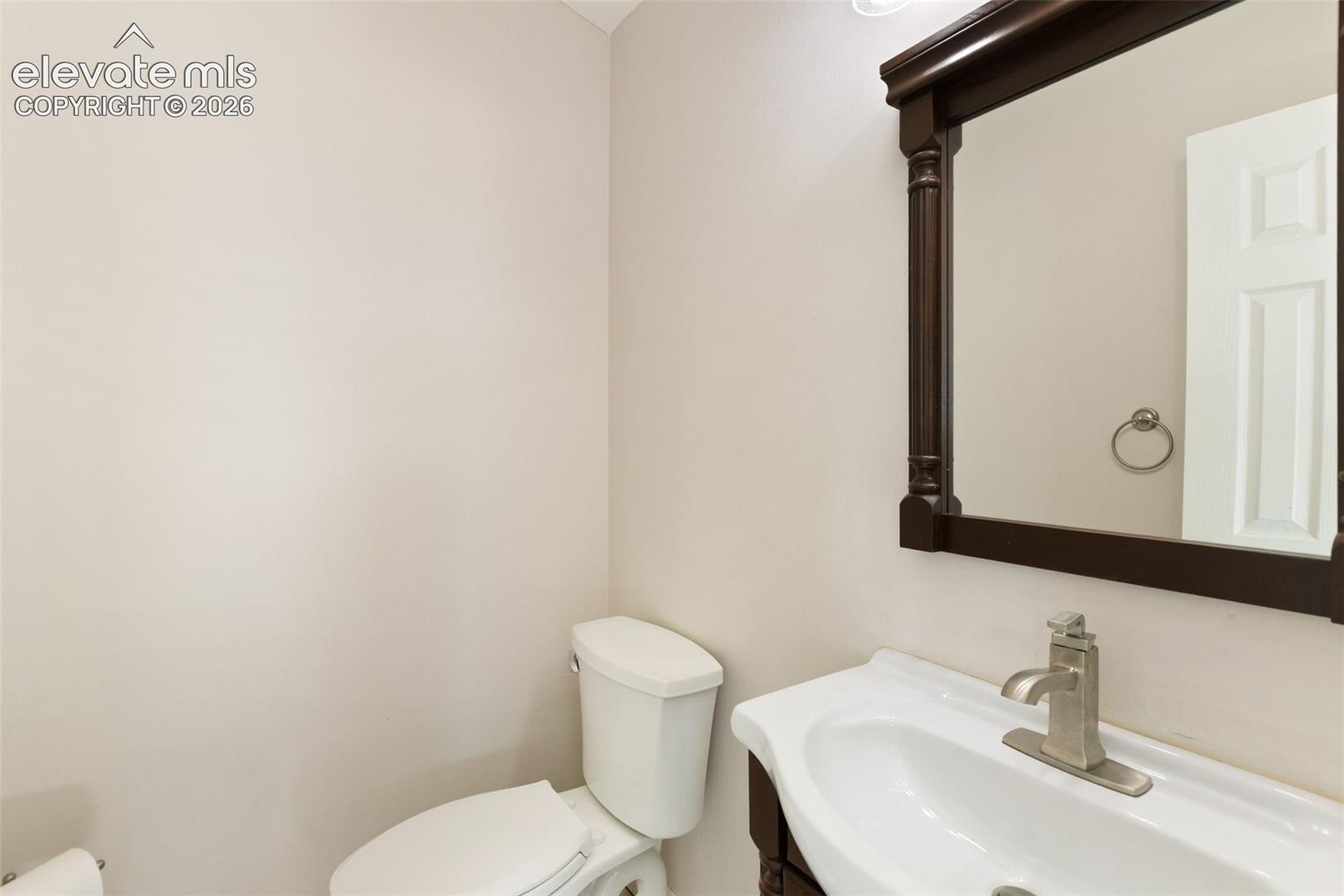 Listing photo 18 for 127 Carlton Circle