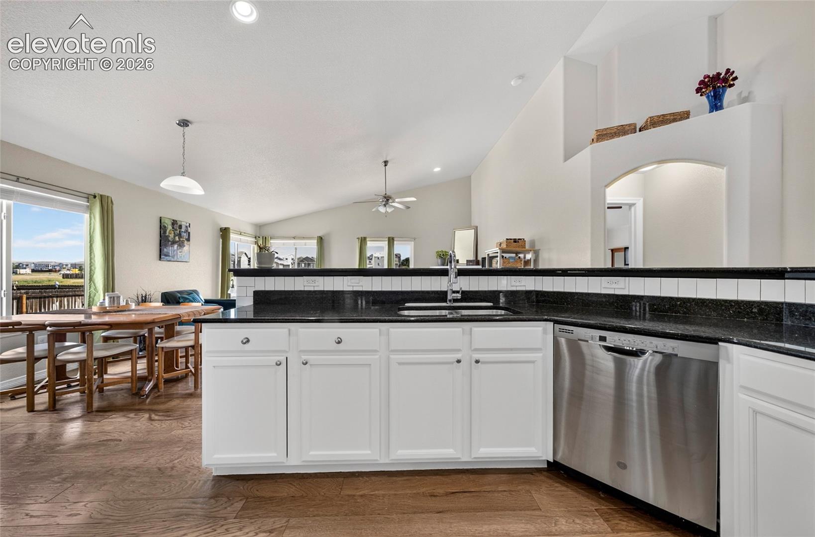 10568 Abrams Drive, photo 9