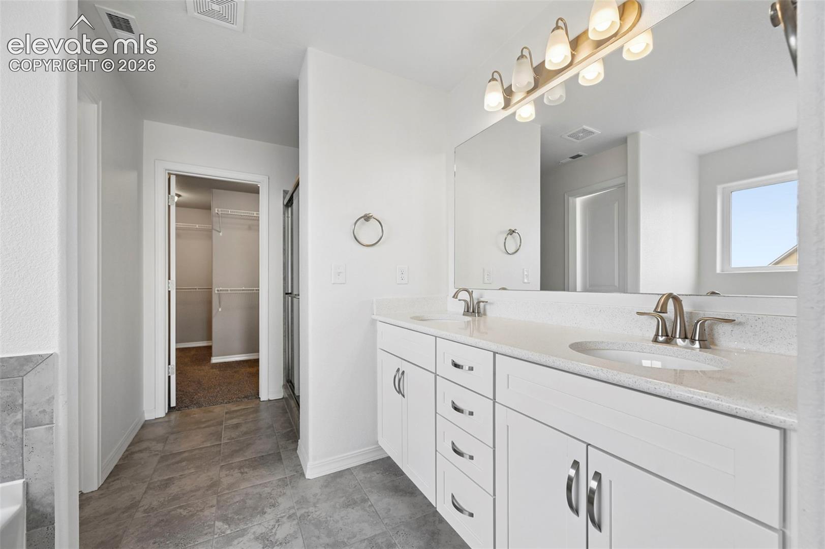 6007 Wendy Stream Way, photo 29