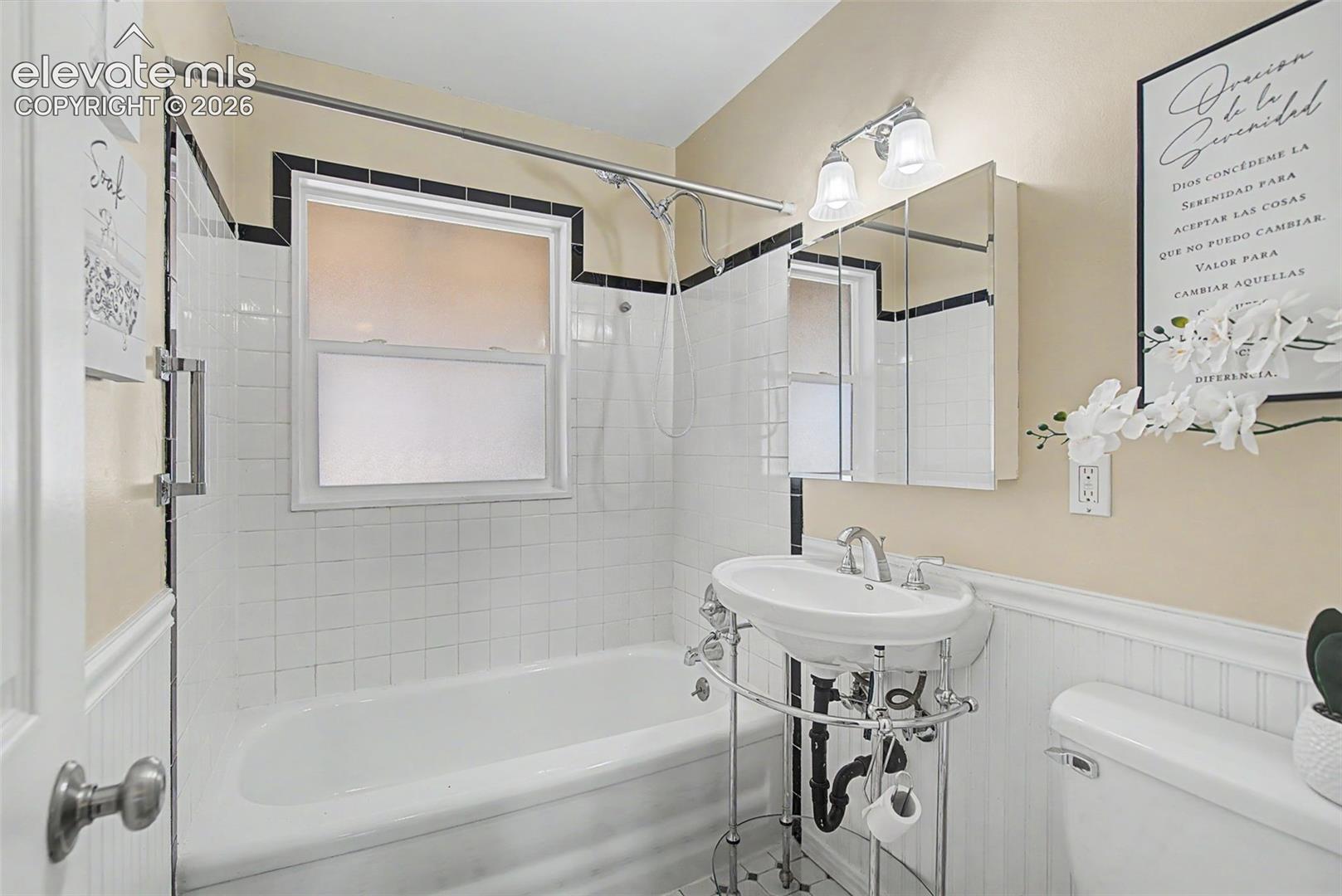 Listing photo 33 for 2 Arlen Street
