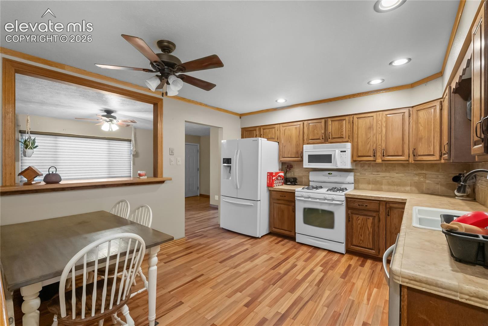 Listing photo 15 for 3523 White Pine Court