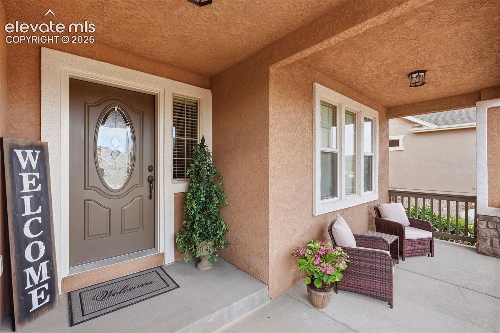 Listing photo 4 for 233 Coyote Willow Drive