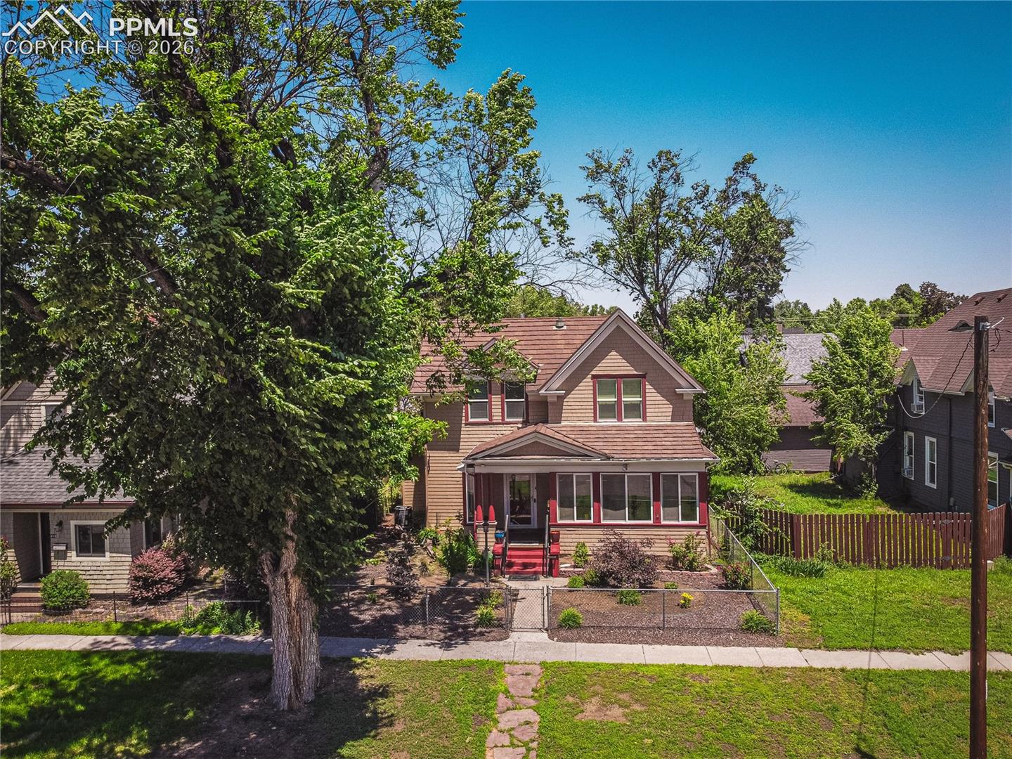 422 Dale Street, photo 36