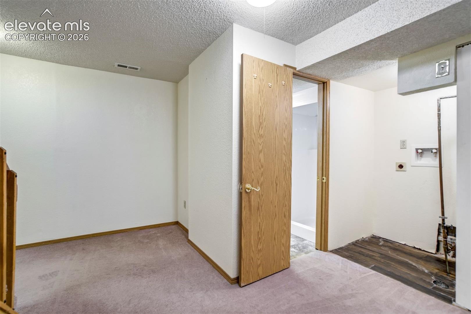 4323 Hunting Meadows Circle, photo 32