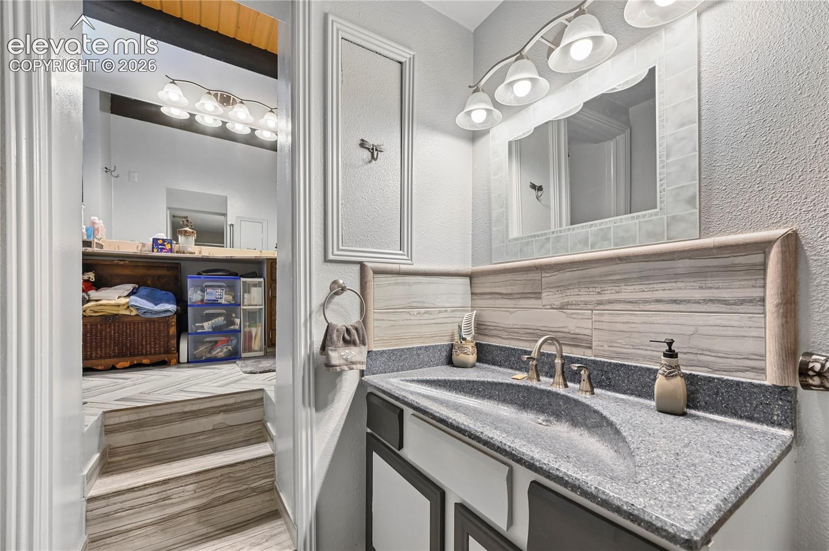 Listing photo 30 for 4455 Heizer Street