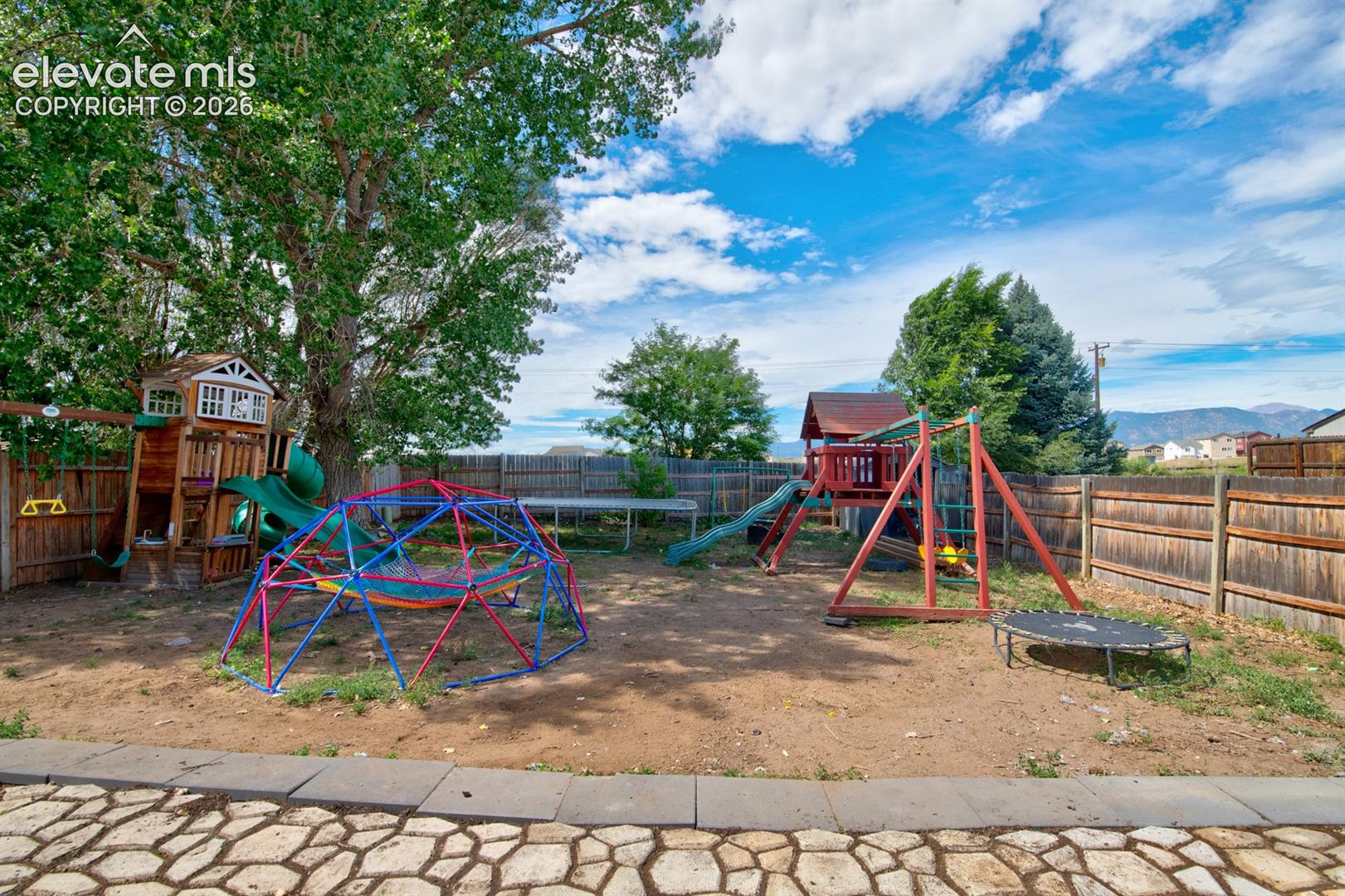 Listing photo 18 for 11224 Berry Farm Road