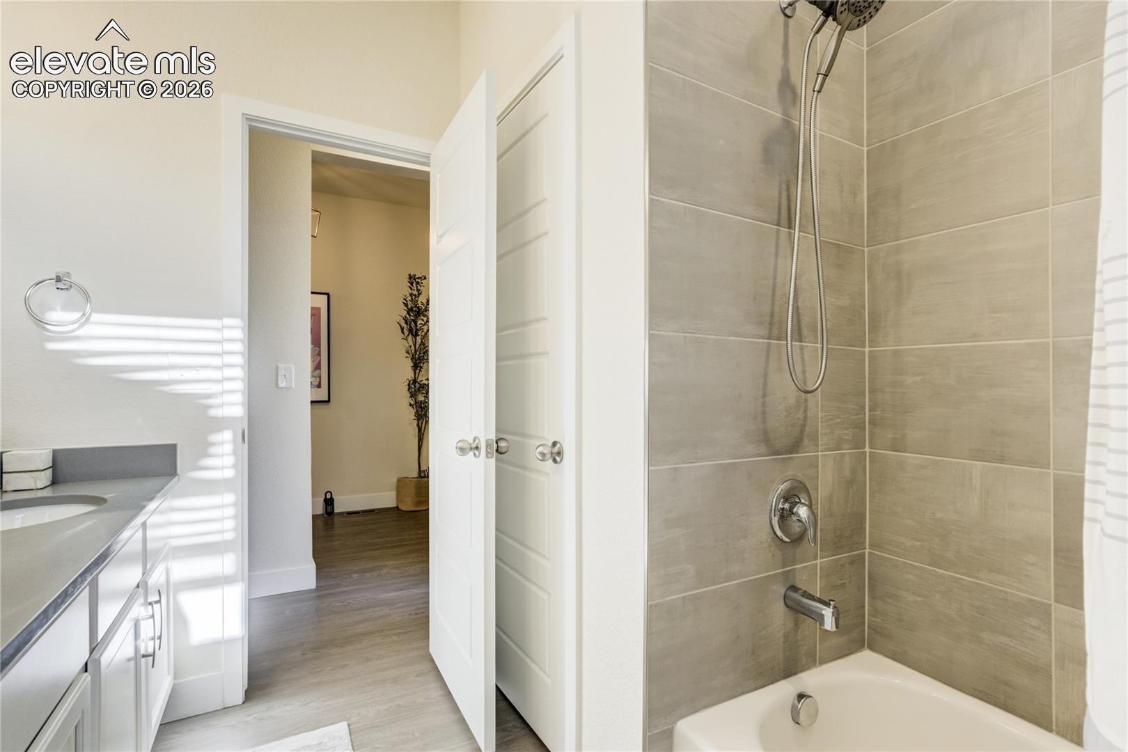 Listing photo 30 for 12660 Enclave Scenic Drive