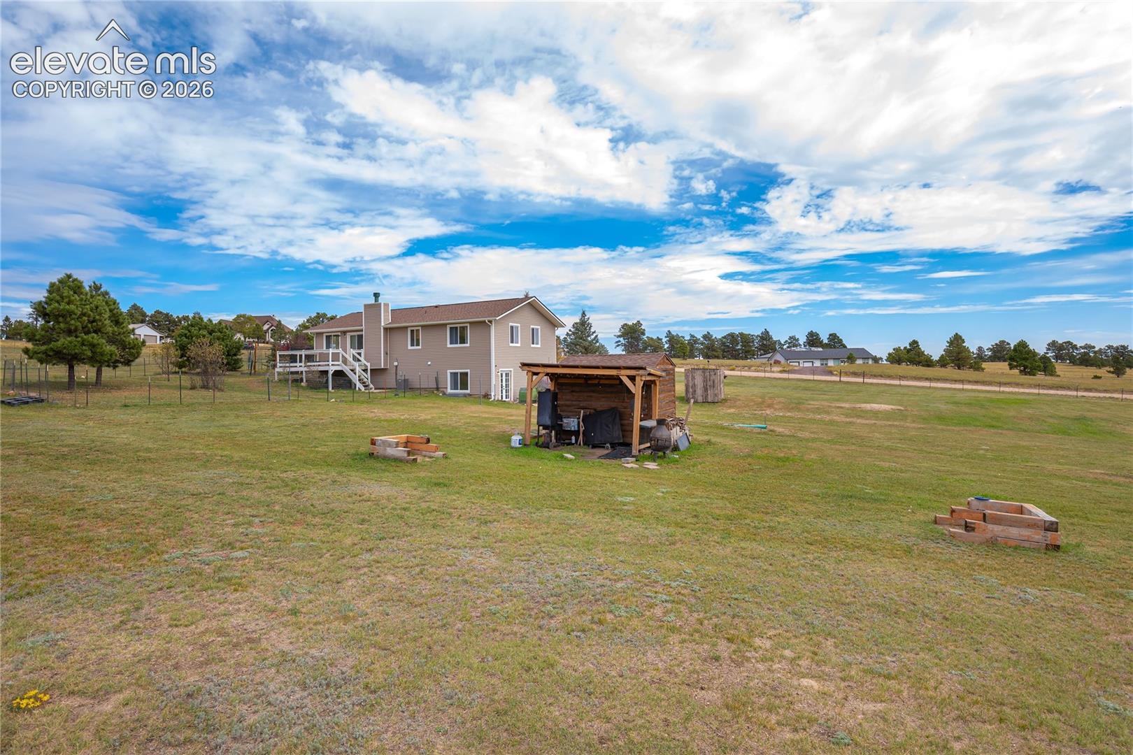 Listing photo 42 for 17650 Fremont Fort Drive
