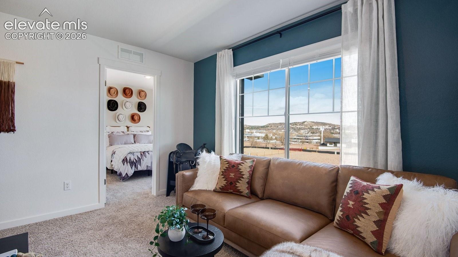 Listing photo 16 for 3645 Glenna Place