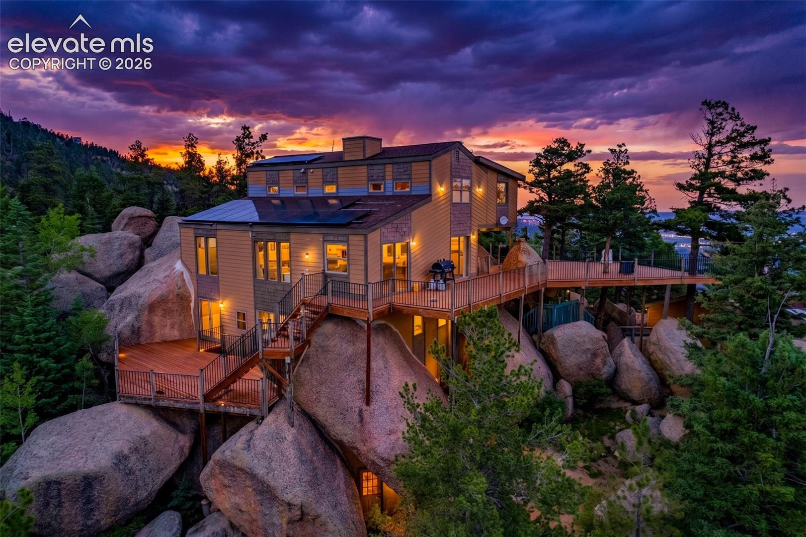 6125 Hilton Road