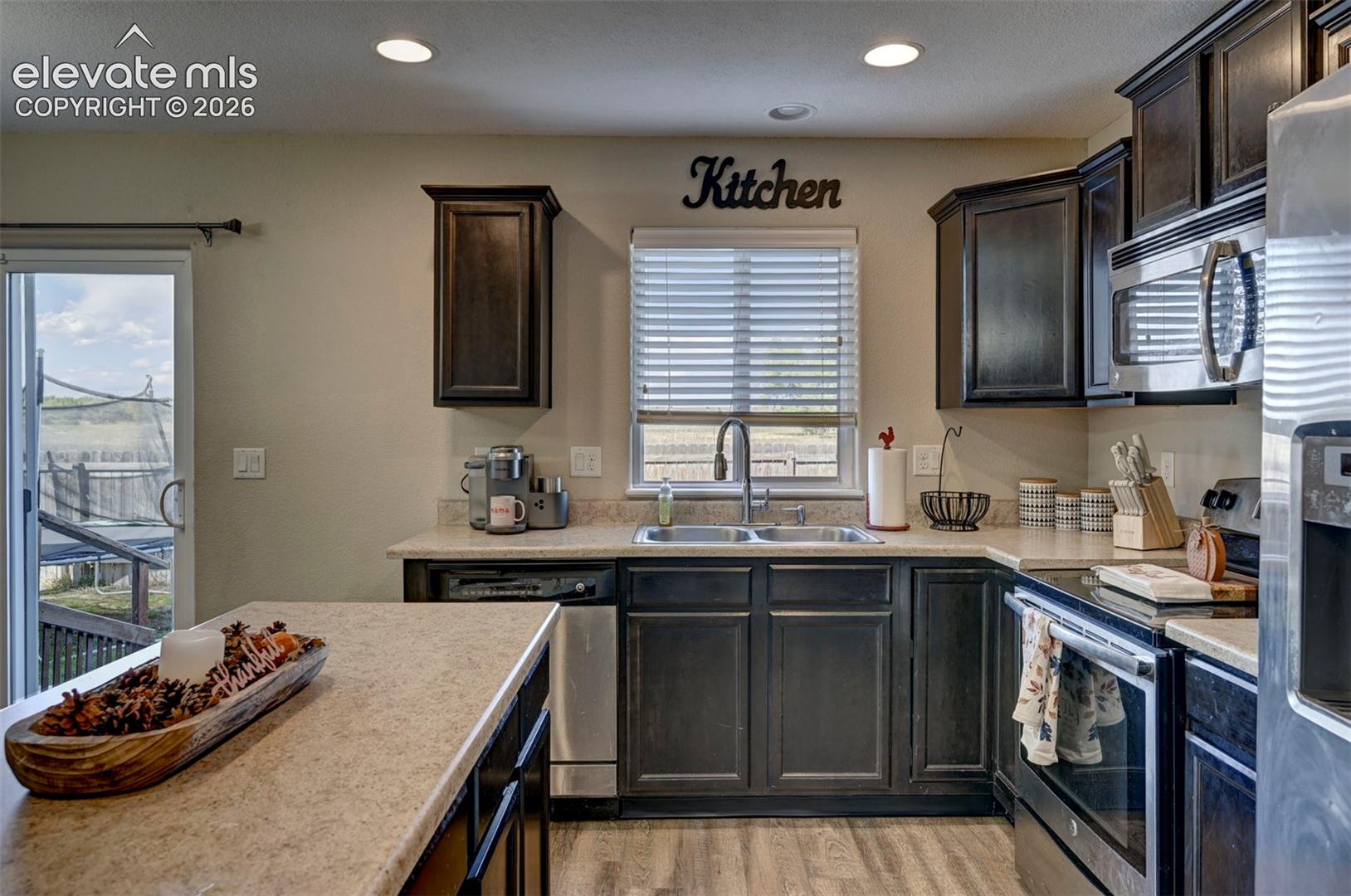 Listing photo 20 for 10018 Silver Stirrup Drive