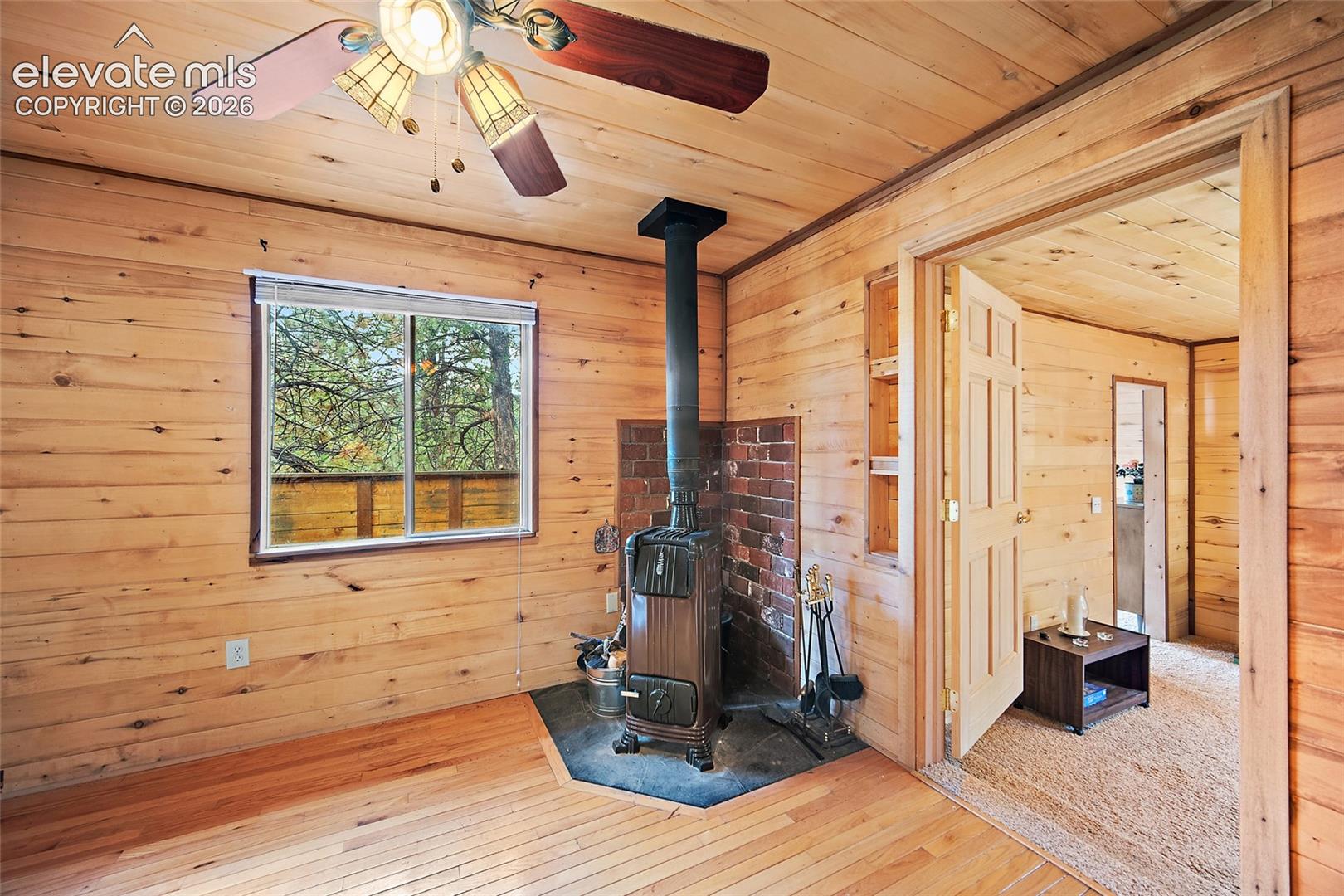 Listing photo 15 for 161 County Road 329 #A