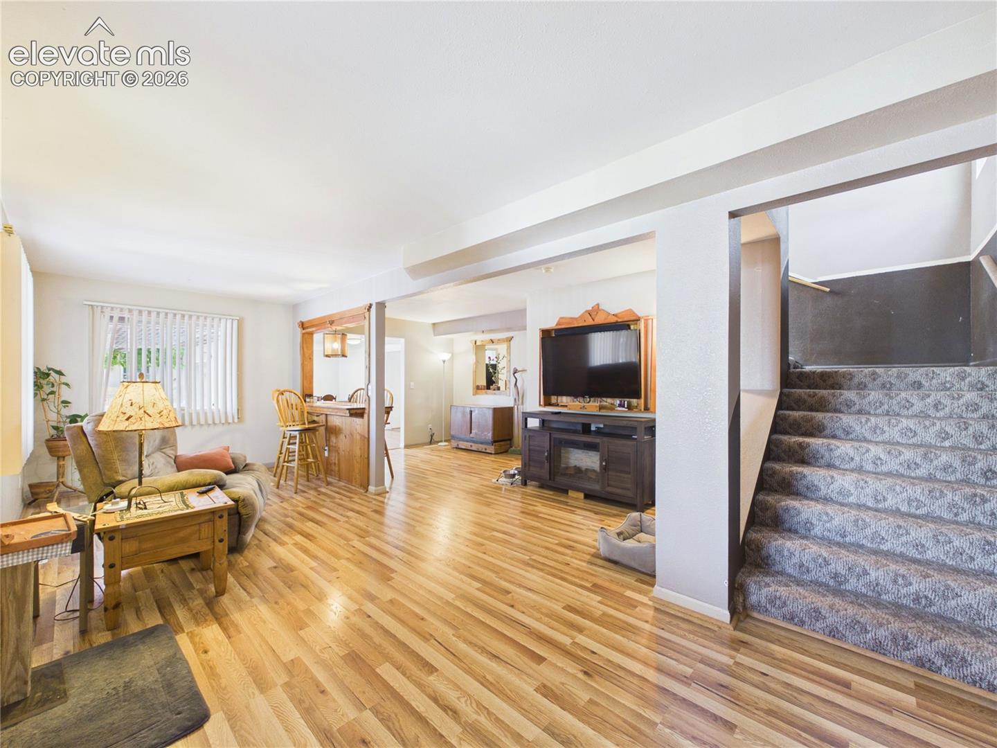 Listing photo 13 for 2910 8th Avenue