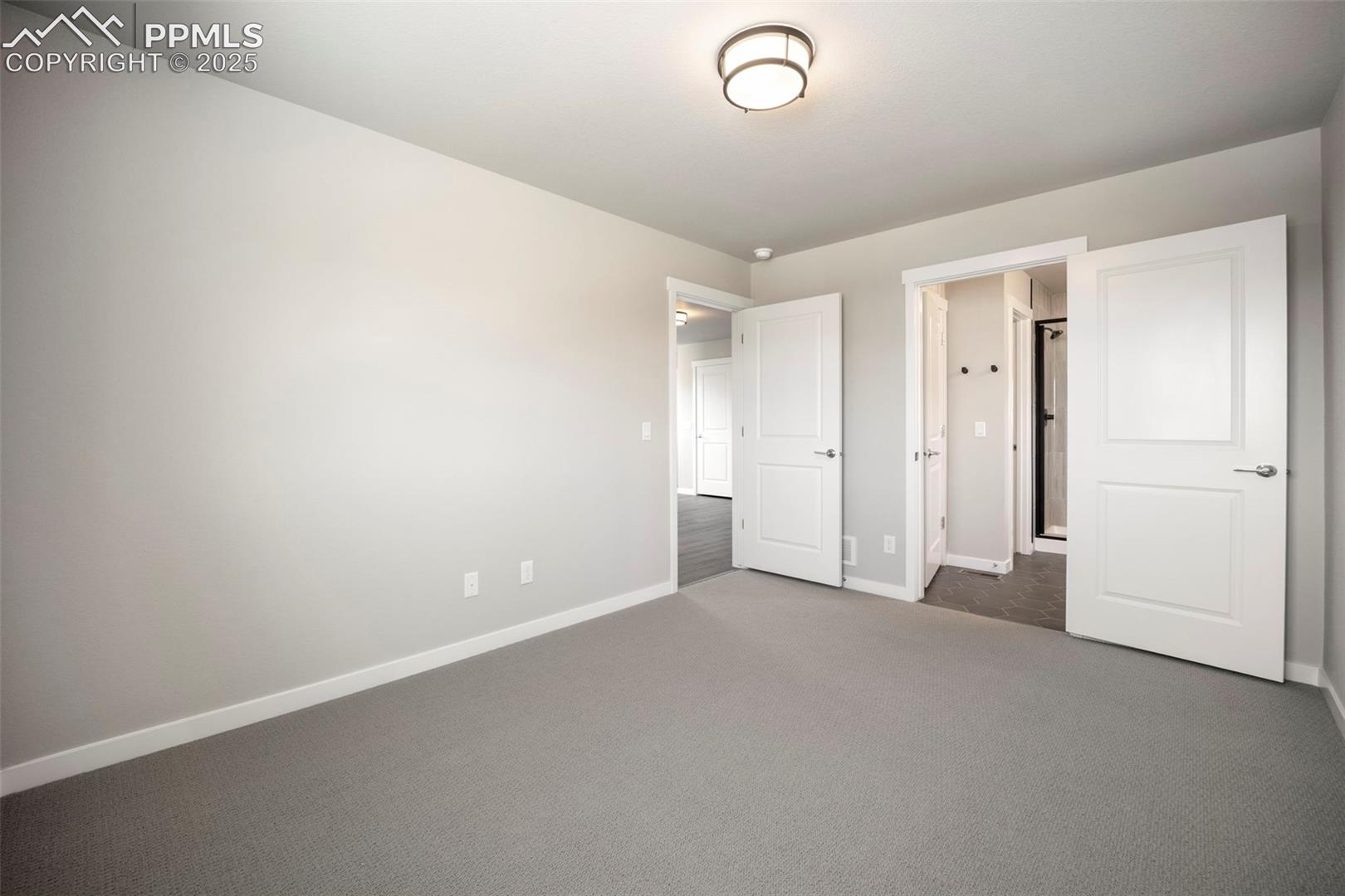 9258 Kurie Mine Lane, photo 36