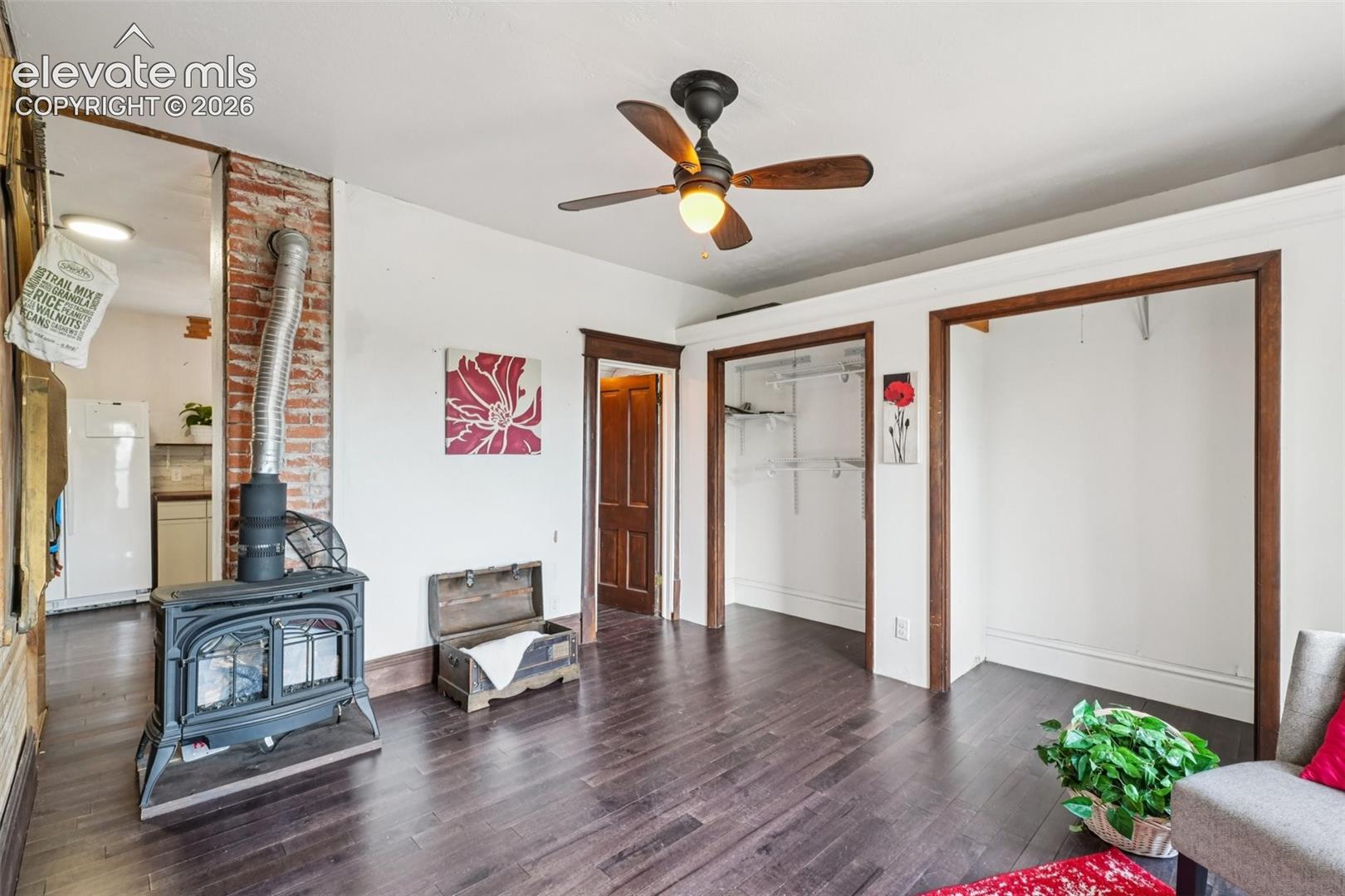 Listing photo 18 for 708 Cooper Avenue