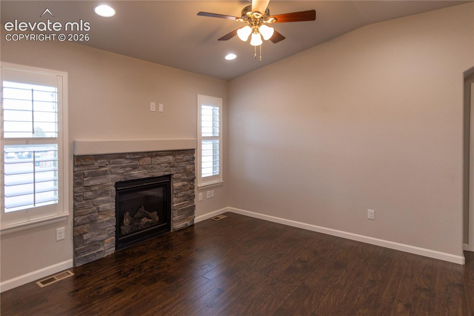 Listing photo 6 for 11395 Rill Point