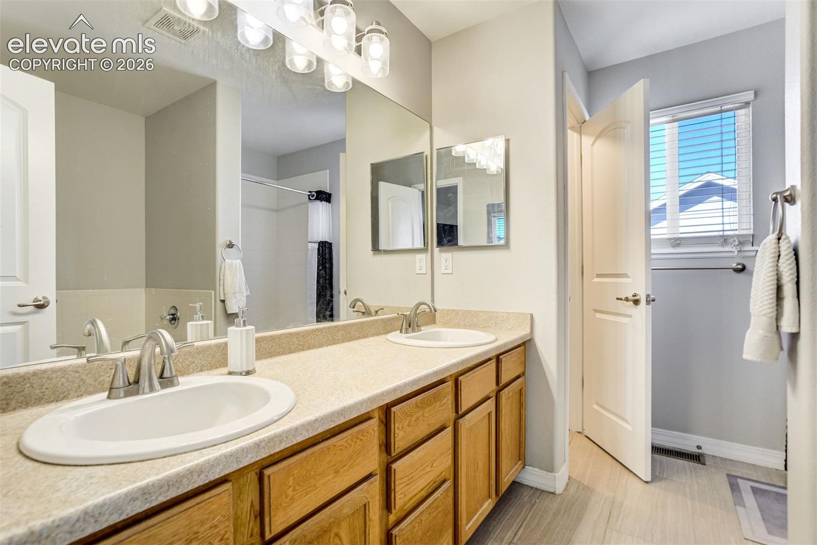 Listing photo 27 for 7335 Willowdale Drive