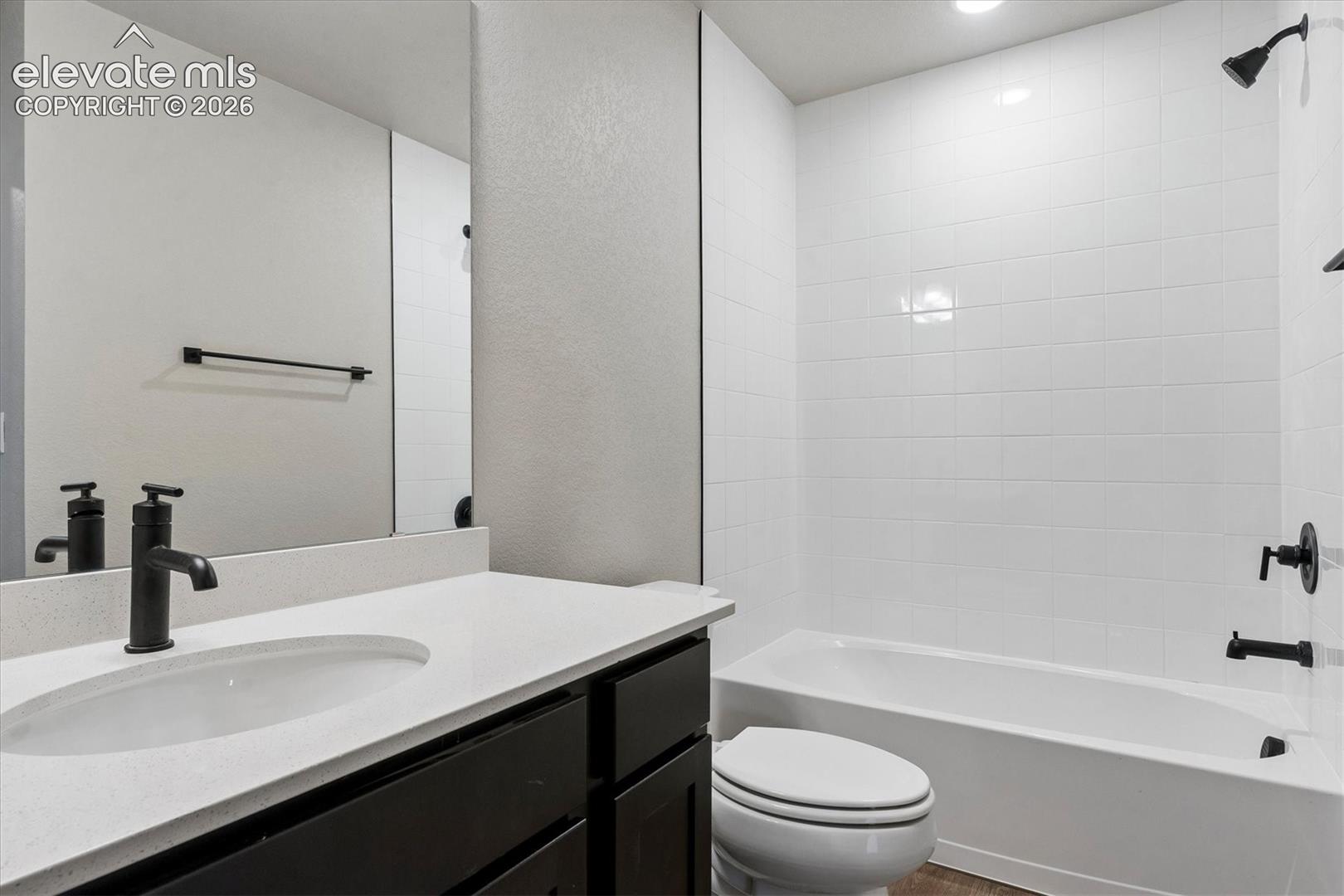 Listing photo 18 for 9660 Blaurock Drive