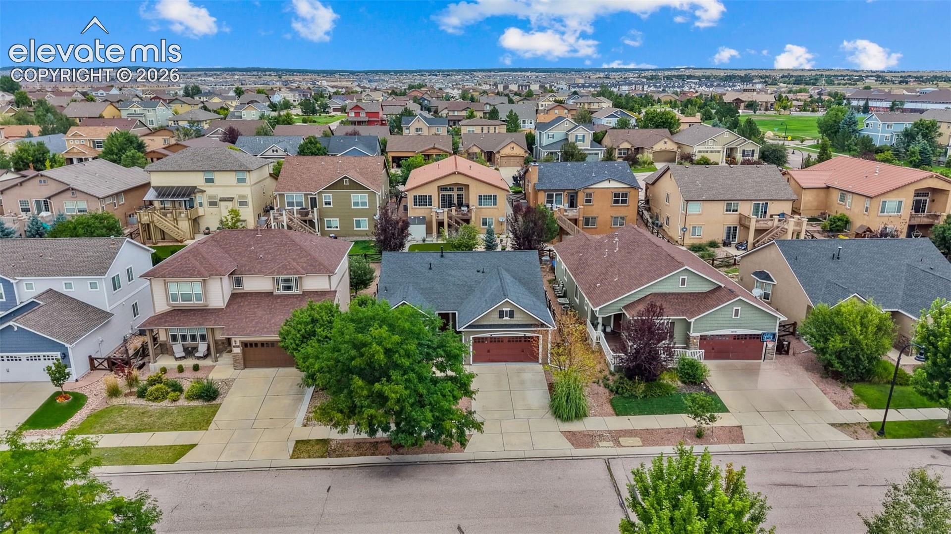 Listing photo 44 for 8068 Hollygrape Lane