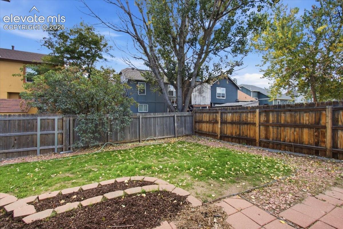 Listing photo 38 for 9209 Granger Lane