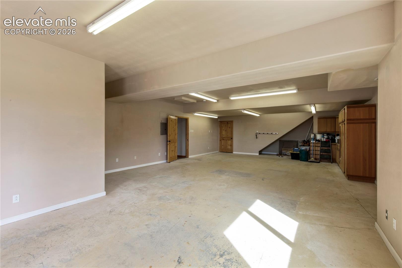Listing photo 30 for 3290 Hamal Circle