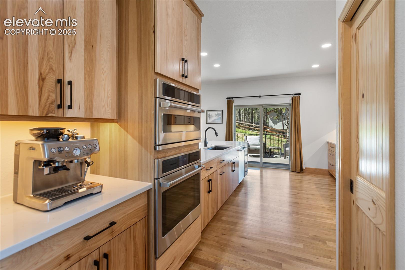 Listing photo 19 for 1382 Ridgestone Drive